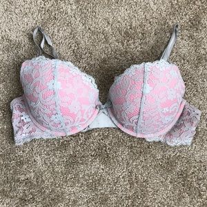 Pink and blue push up bra. Arie.